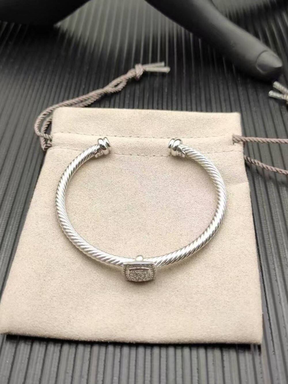 David Yurman Exquisite Gemstone Bracelet - Picture 2 of 6